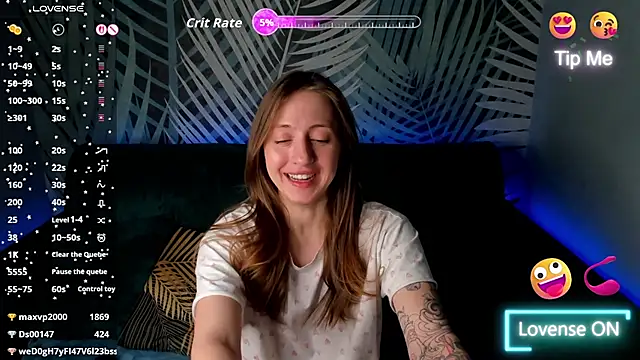 ChristyCrayme's cam snapshot