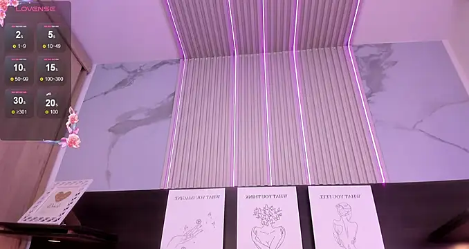 Violet_spencer's cam snapshot