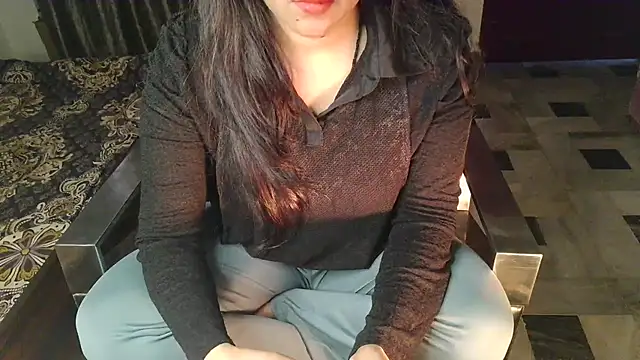 aarushi_sharmaa's cam snapshot