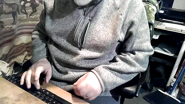 Oldmanphlwiss live sex cam