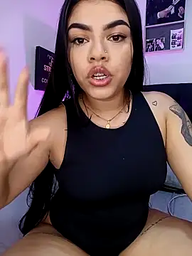 Lily-Scott's cam snapshot