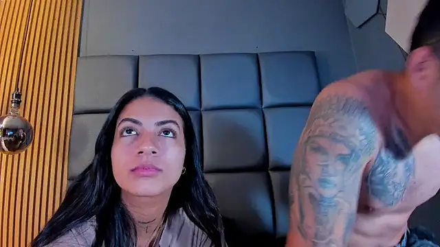 ZOE_GIANLUCA's cam snapshot