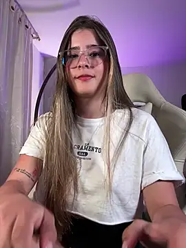 Stormiie777's cam snapshot