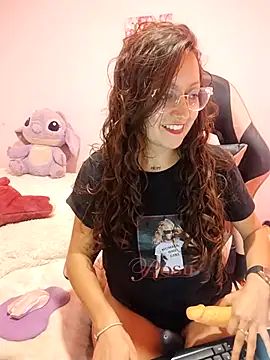 Pinkvixen69's cam snapshot