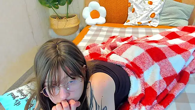 asya_loid's cam snapshot