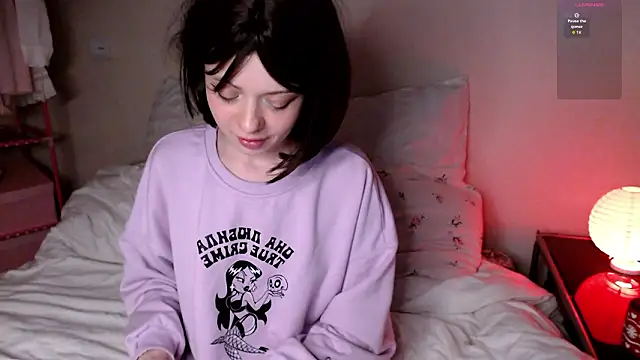 KatieMelone live sex cam