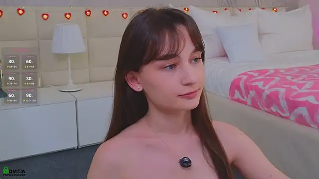 LolaPrise's cam snapshot