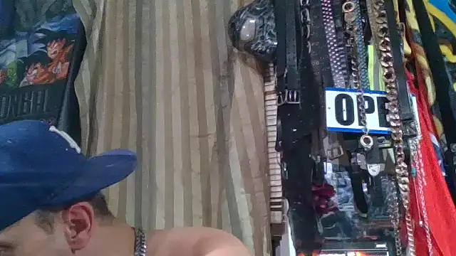 slinginbigD live sex cam