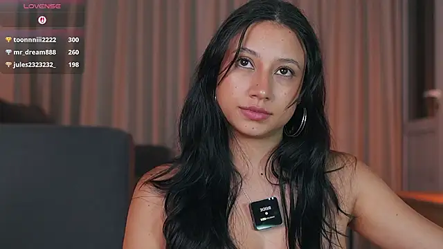 Alison_Miller9's cam snapshot