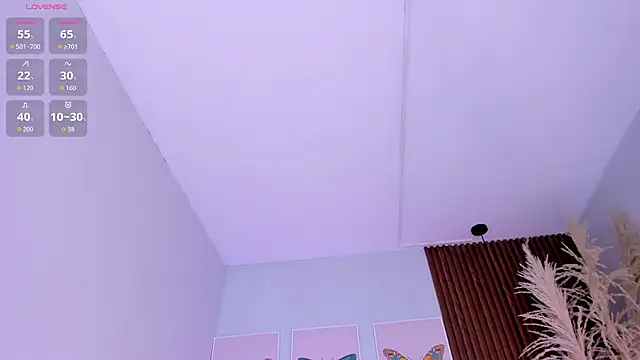 susie_thomsonn live sex cam