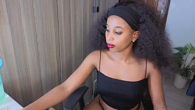 beauty_in_brown's cam snapshot