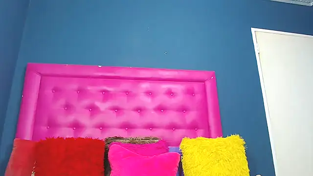 LoloQueen5's cam snapshot