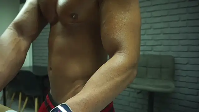 muscledesire live sex cam