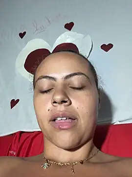 Chloe_Leaozinho live sex cam