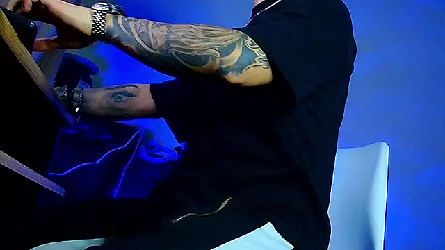 XanderCage99 live sex cam