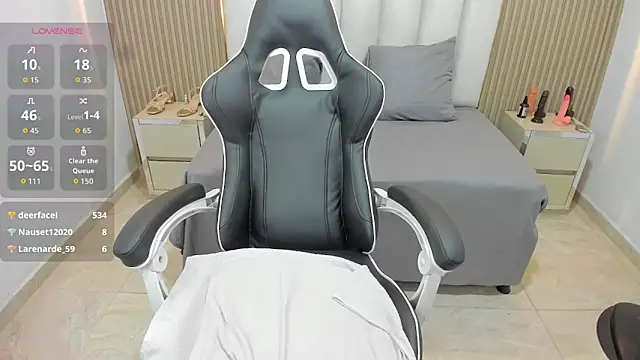 Keisha_jalal live sex cam