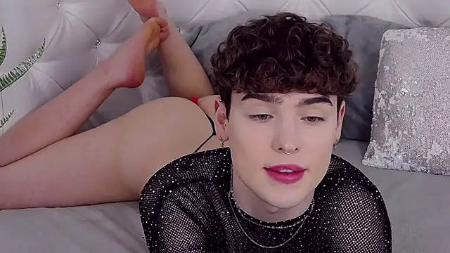 RobbyCharming live sex cam