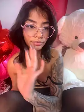 TweetiePieXXX live sex cam