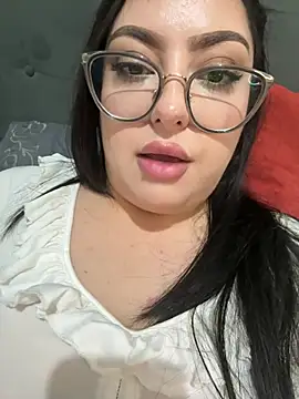 MileyGia live sex cam