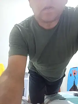 chicoguapo8 live sex cam