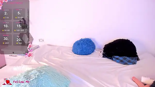 Briana_Goldd's cam snapshot