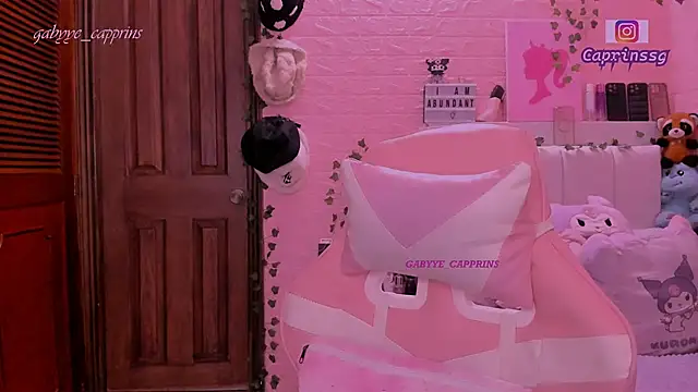 gabyye_capprins's cam snapshot