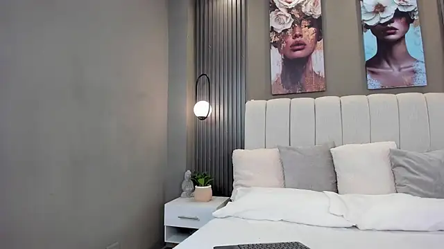 GiannaColling1's cam snapshot