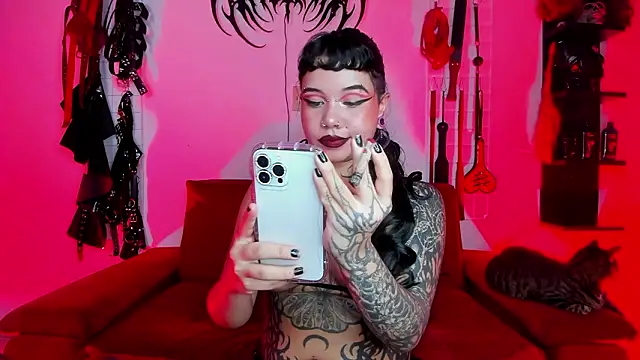 irregular_fetish_'s cam snapshot