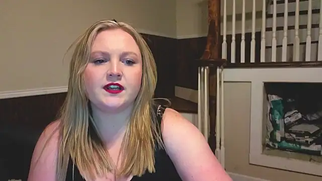 PhatAssBlond's cam snapshot