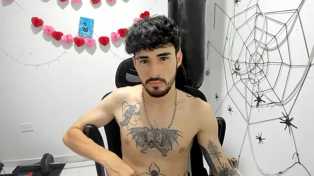 DmitriSanders live sex cam