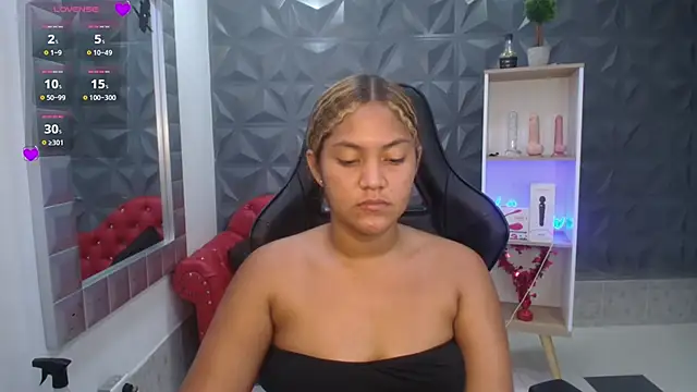 Cristal_War's cam snapshot