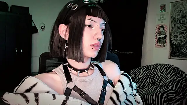 roxy_toxic's cam snapshot