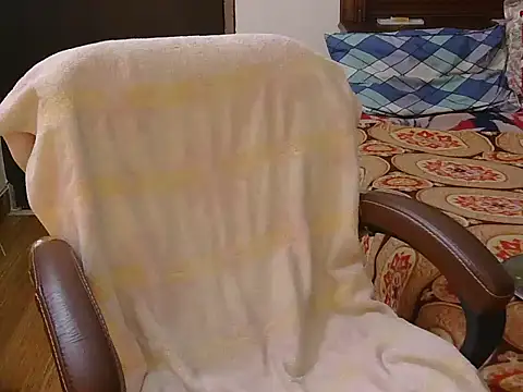 TitanicGirl's cam snapshot