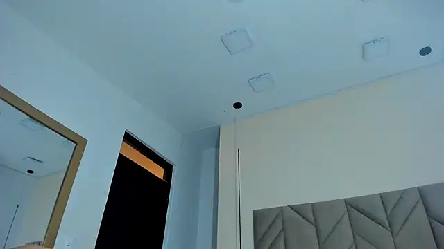 LoganGreys live sex cam