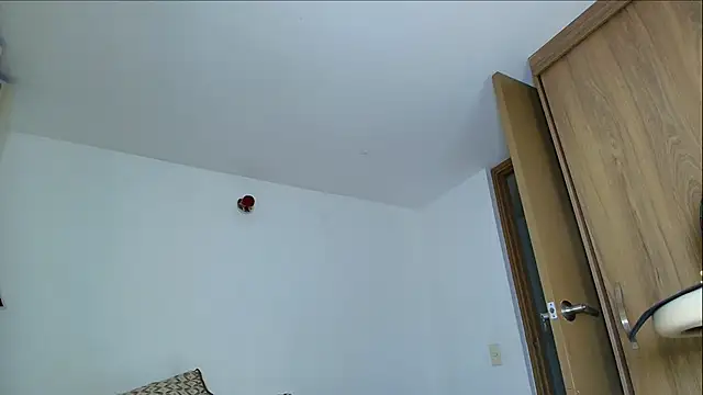 SARA_TS_FOX live sex cam