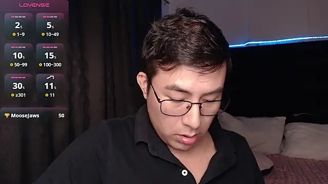 andrewmhilton_ live sex cam