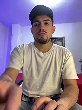 williamsmiiths16 live sex cam