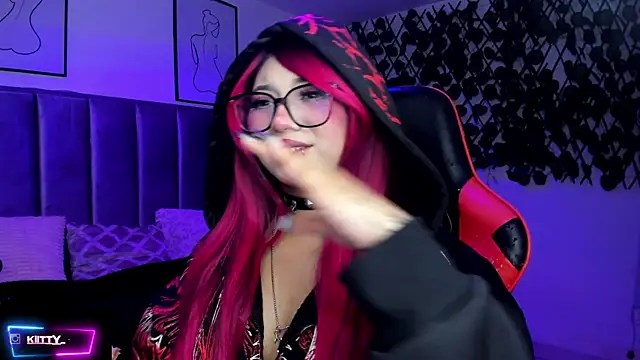 Kitty_Gang live sex cam