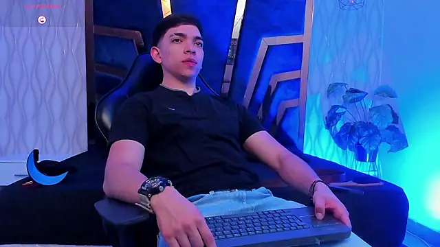 Julian_Mercier live sex cam