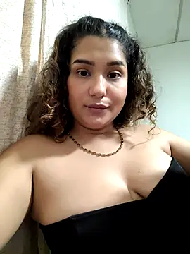 BrendaGirs's cam snapshot