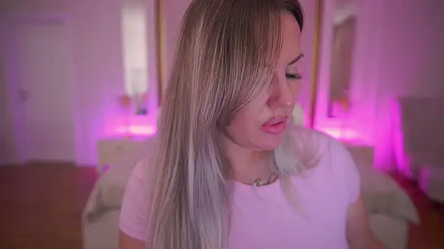 KiraCandyS's cam snapshot