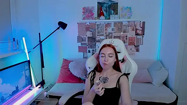 Mia_Madden's cam snapshot