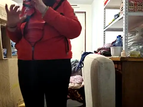 Samantha_Squirt@xh live sex cam