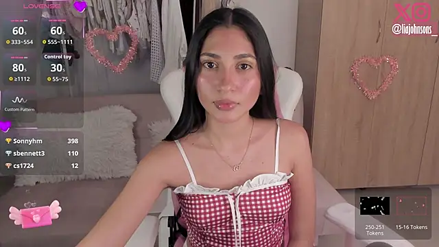 Sweetnaughtygirl_ live sex cam