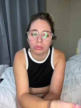 soyanahii live sex cam