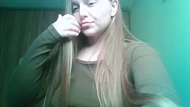 Evasapples's cam snapshot