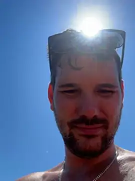 wrigglez live sex cam