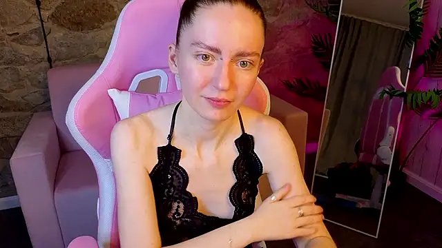 KristineValbuena's cam snapshot