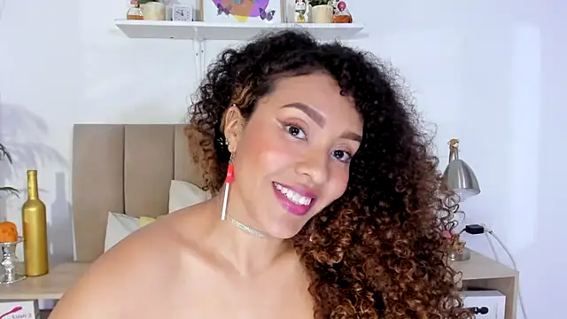 Zoe_Gruber's cam snapshot