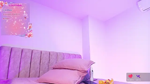 arl_chloee's cam snapshot